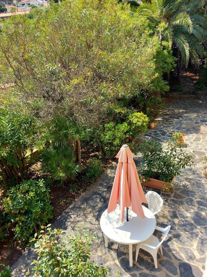 Hotel Cap Soleil Cavalaire-sur-Mer Esterno foto