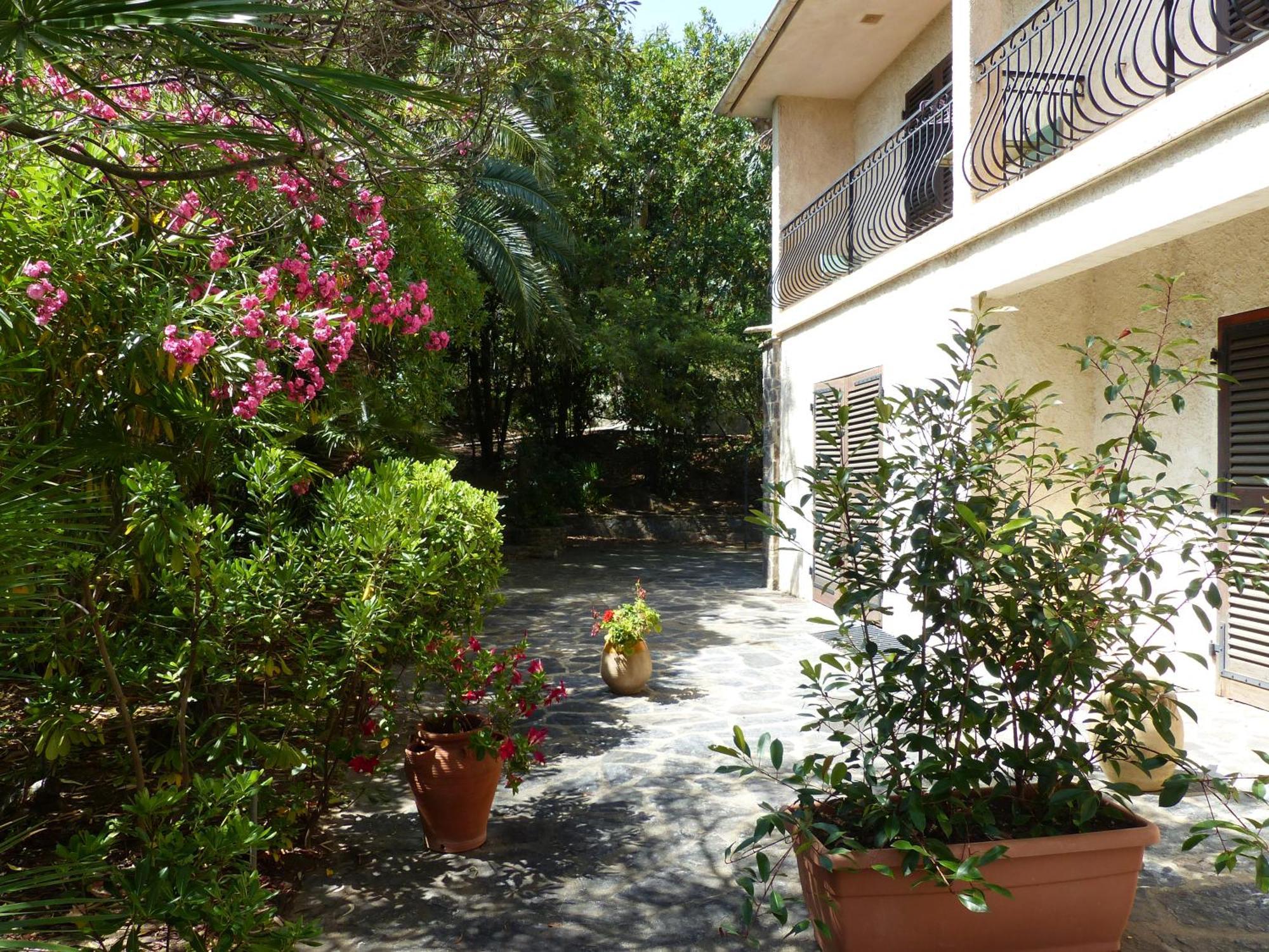 Hotel Cap Soleil Cavalaire-sur-Mer Esterno foto